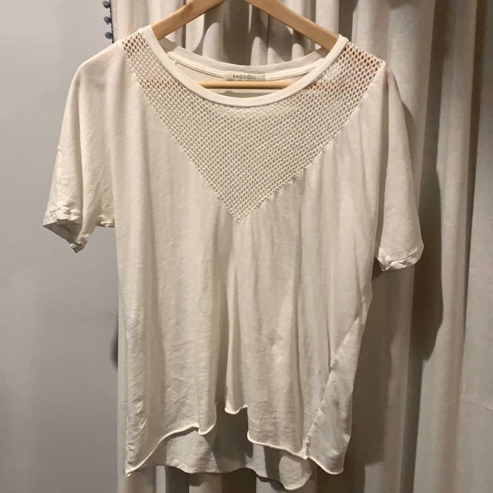 White ragdoll tee with mesh on front